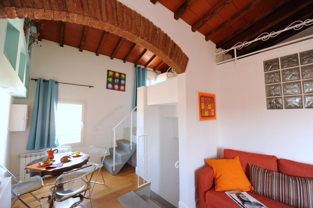 Acacia Firenze - Ciclamino Apartment ภายนอก รูปภาพ
